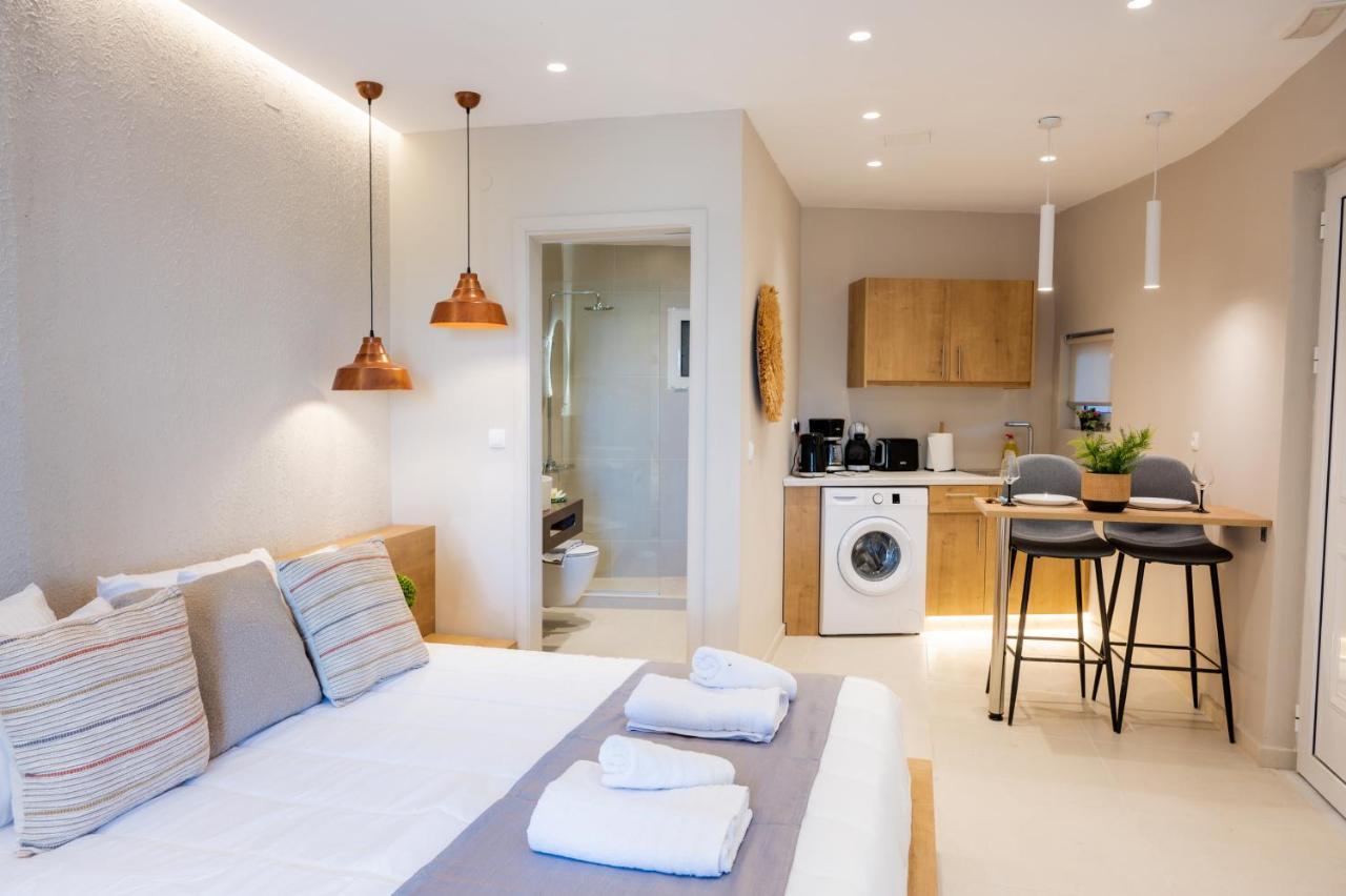 Eleftherias Suites - Near Beach Apartments Мараті Екстер'єр фото