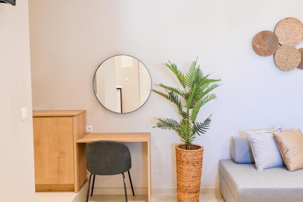 Eleftherias Suites - Near Beach Apartments Мараті Екстер'єр фото